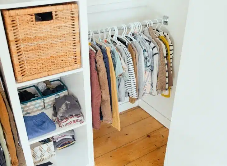 Les indispensables de la garde-robe de bébé